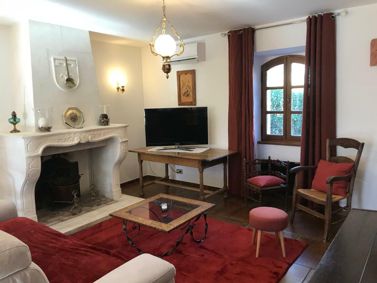 La Clue/ Le Jas Du Ventoux Ξενοδοχείο Plaisians Εξωτερικό φωτογραφία